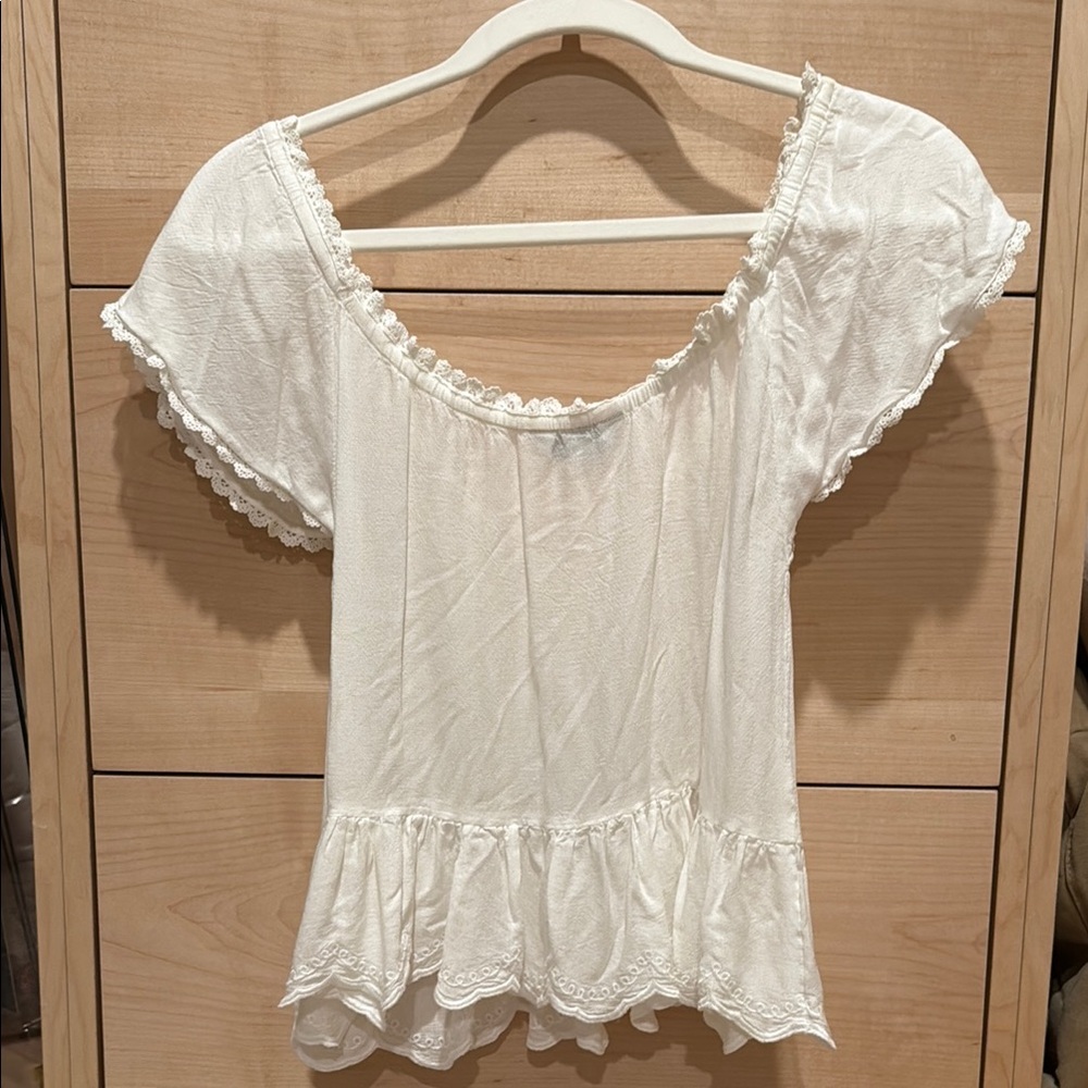 Women's White Ruffled Top